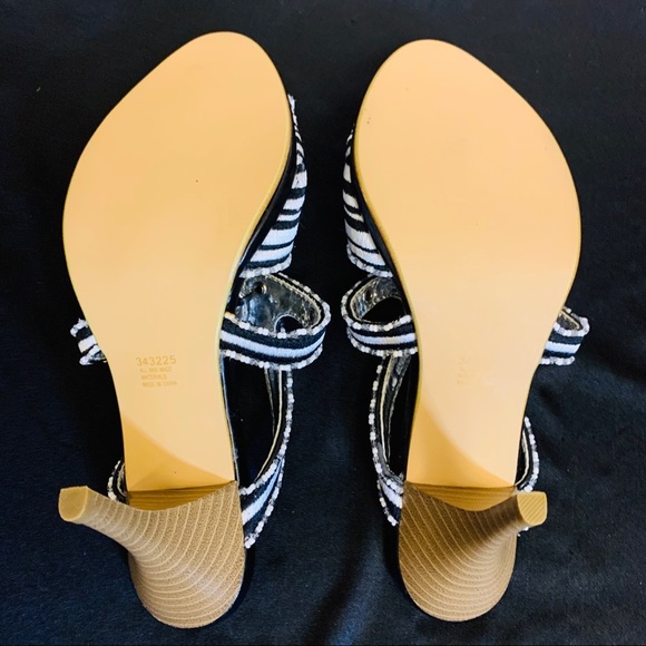 SLIP ON PEEP TOE HEELS - Picture 6 of 8